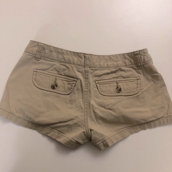 Mossimo Shorts - Picture 2 of 3